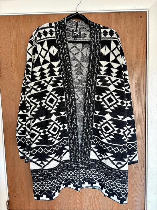 Frye Sweaters - Frye Geometric Aztec Print Open Front Cardigan Black & White XXL